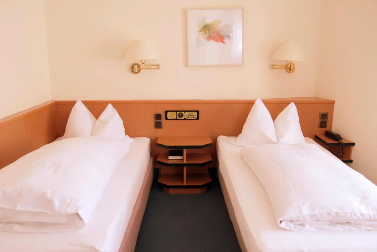Hotel Garni Am Schaefersberg Niedernhausen Eksteriør bilde