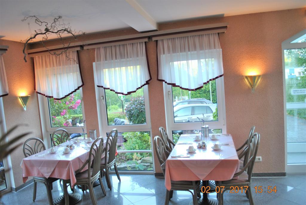 Hotel Garni Am Schaefersberg Niedernhausen Eksteriør bilde