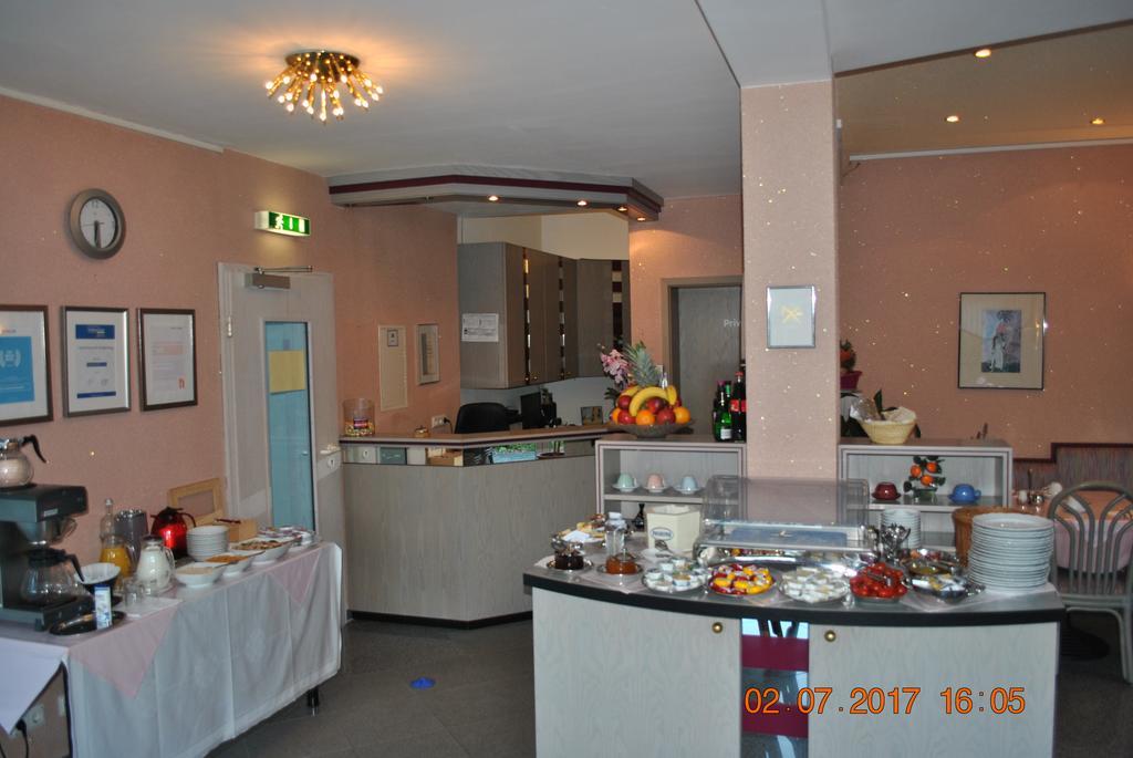 Hotel Garni Am Schaefersberg Niedernhausen Eksteriør bilde