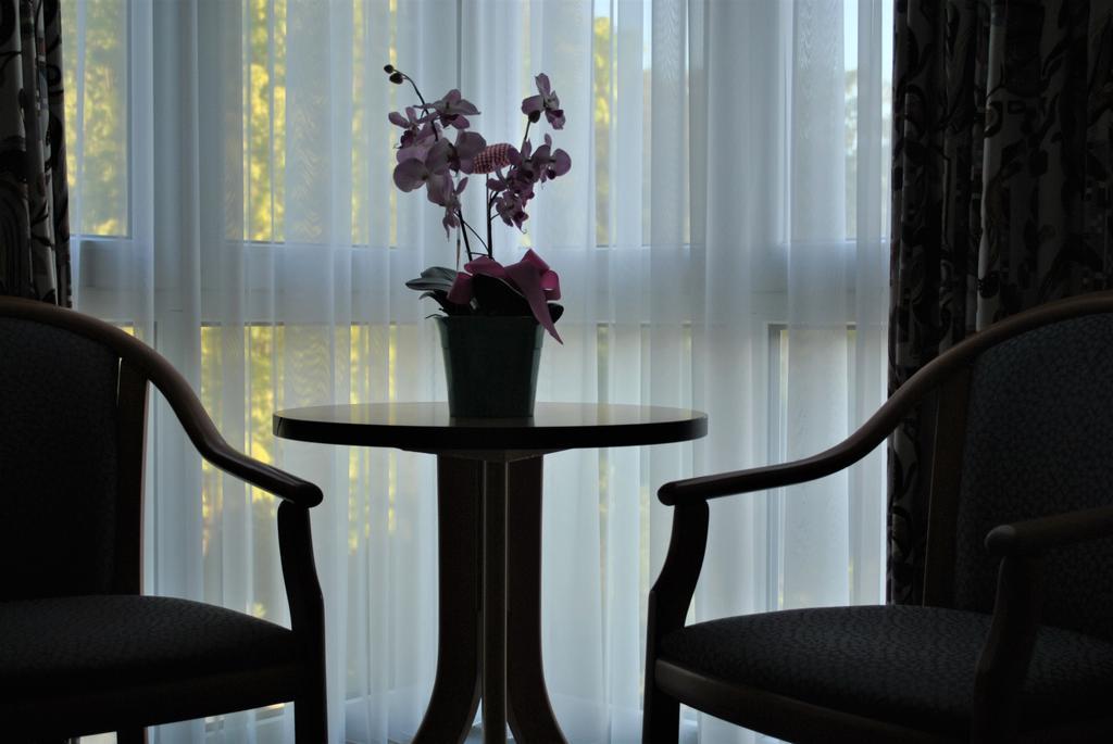 Hotel Garni Am Schaefersberg Niedernhausen Rom bilde